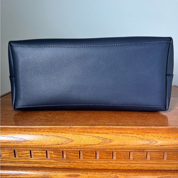 Coach Navy Pebbled Leather Tote with Gold Tag - Picture 3 of 5